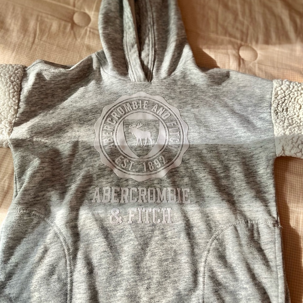 Abercrombie Kids! Warm Grey Jacket , ( Used )